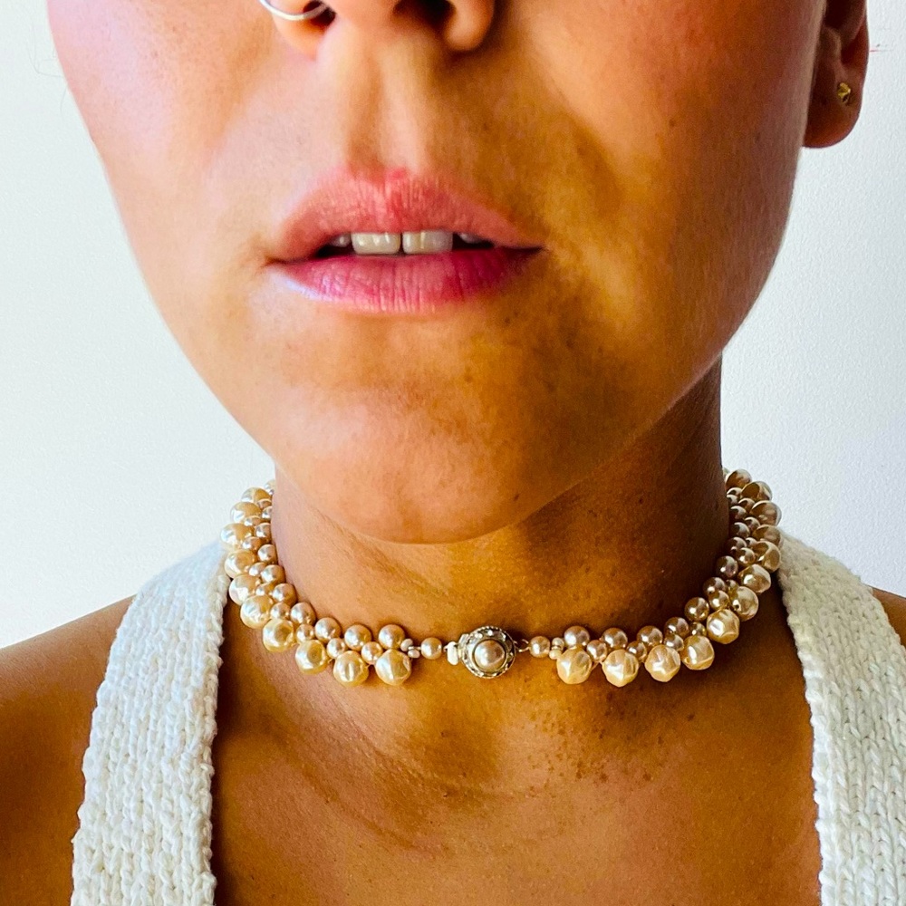Faux Pearl Choker